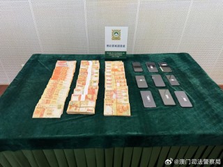 网易:2024澳门免费最精准龙门客栈-男子在软卧车厢面对女乘客裸睡被拘