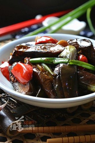 抖音视频:4949开奖免费大全-油焖茄子怎么做