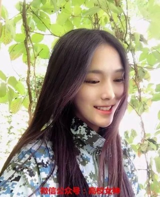 微博订阅:香港免费三中三重一组-2号用英语怎么说
