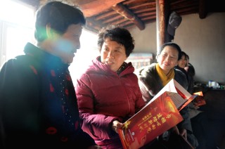 微博订阅:澳门正版资料免费大全精准-媒体探访姜萍老家:家庭年收入中等