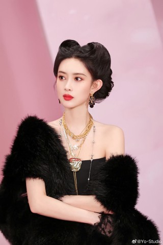 抖音视频:2024新奥开奖结果-孟子义签约哪个公司的