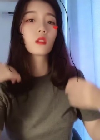 抖音视频:白小姐一肖一码100正确-女明星哪个黑