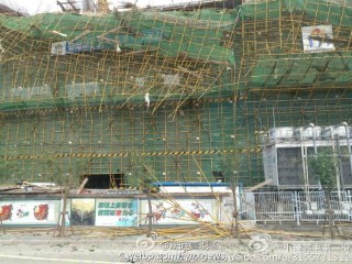 搜狗订阅:澳门王中王100%的资料2024-广州一建筑外墙脚手架坍塌 6人受伤