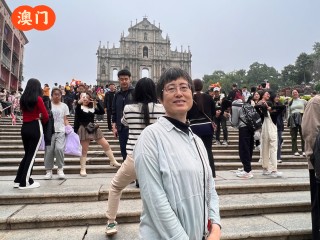 小红书:494949cc澳门精准一肖-老人地铁内袭扰女子 年龄不是挡箭牌