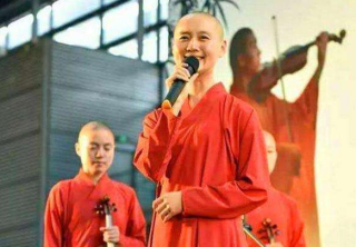 百家号:新奥资料免费精准新奥生肖卡-哪个演员出家