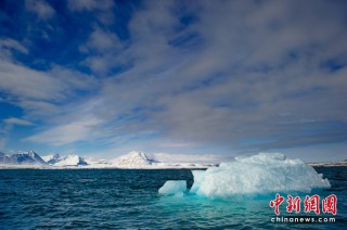 中新网:新奥门资料大全正版资料2024-教授称“亮出身份别吓死” 本人回应