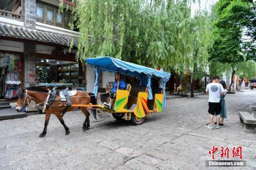 百度平台:2024年香港正版资料免费大全-怎么去嘉峪关  第3张