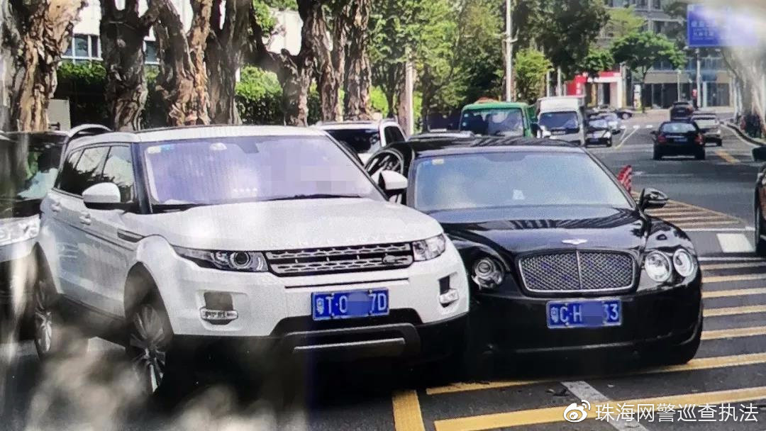 搜狐:澳门马场资料最准一码-河北路虎原地打圈撞坏护栏 警方回应  第2张