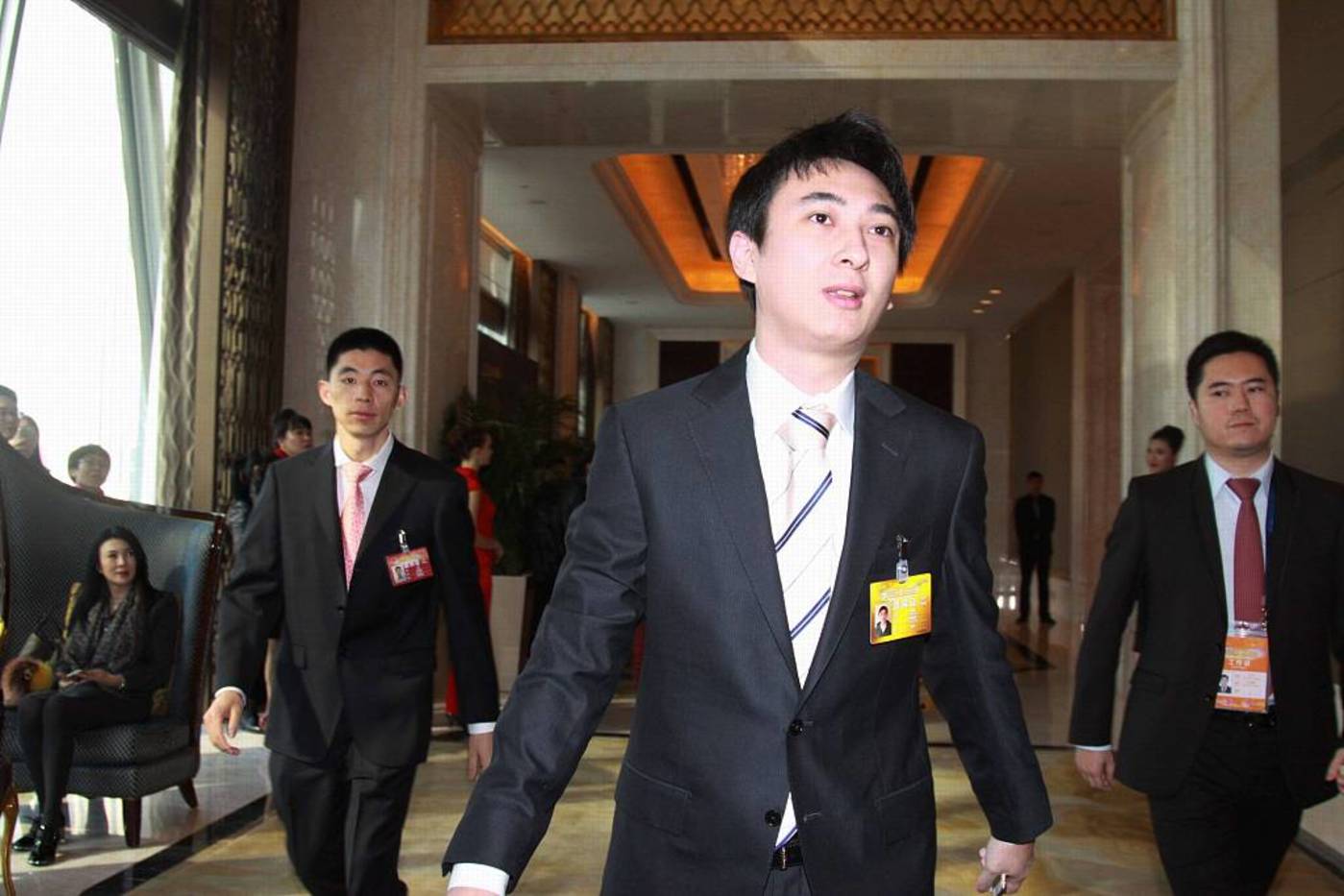 阿里巴巴:今晚澳门一码一肖-王健林王思聪父子重回创富榜前10  第2张