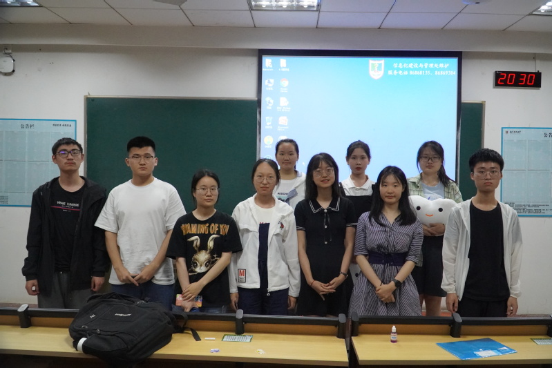 抖音视频:白小姐四肖四码100%准-口腔医学和口腔医学技术有什么区别  第1张