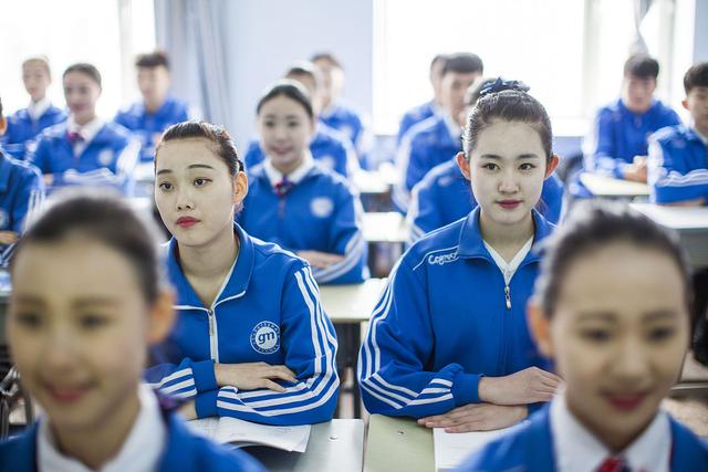 搜狐:白小姐一肖一码100正确-女生读职校选什么专业好  第1张