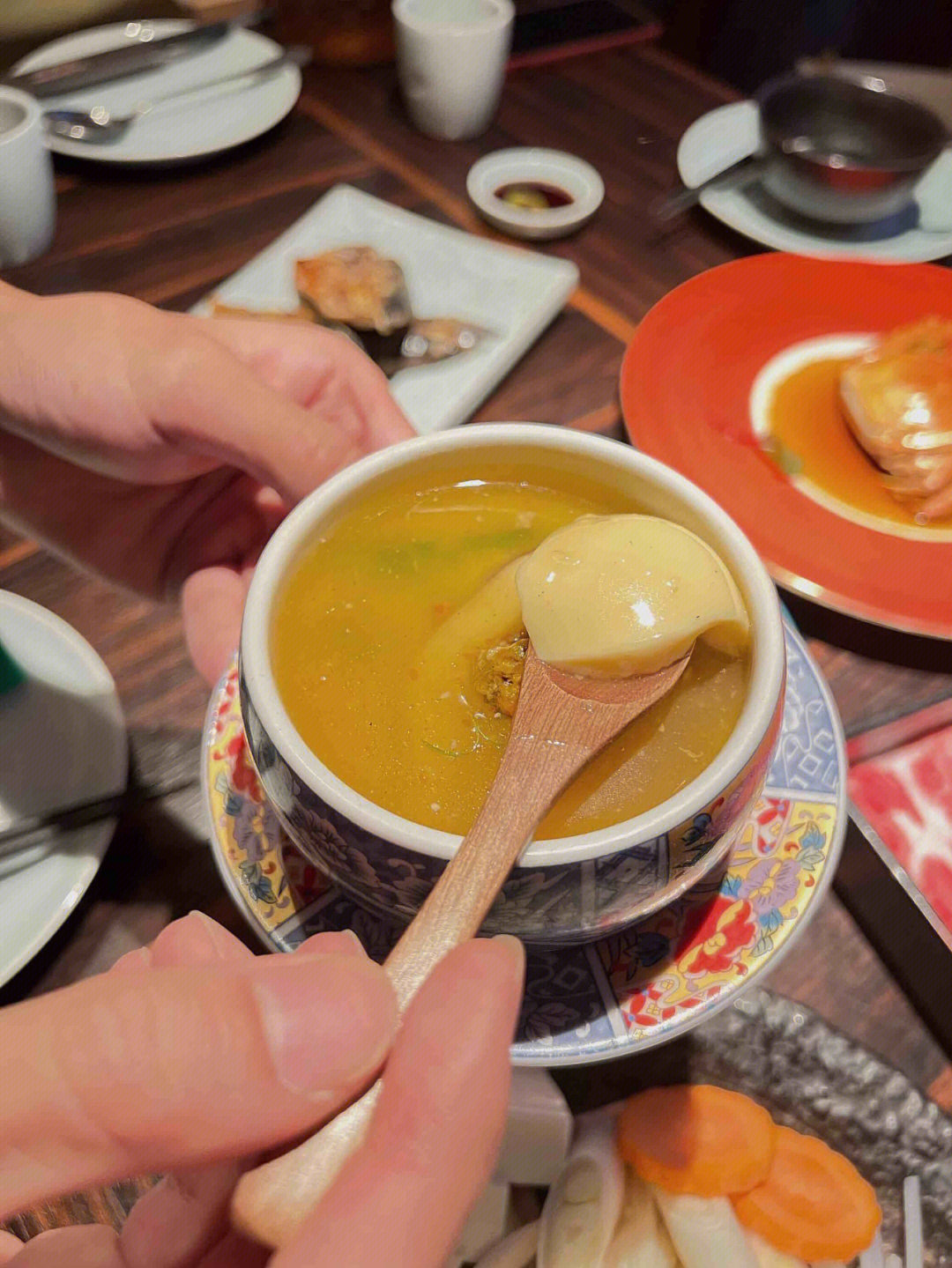 微博:澳门今晚一肖码100准管家娶-蟹黄汤包怎么吃  第3张
