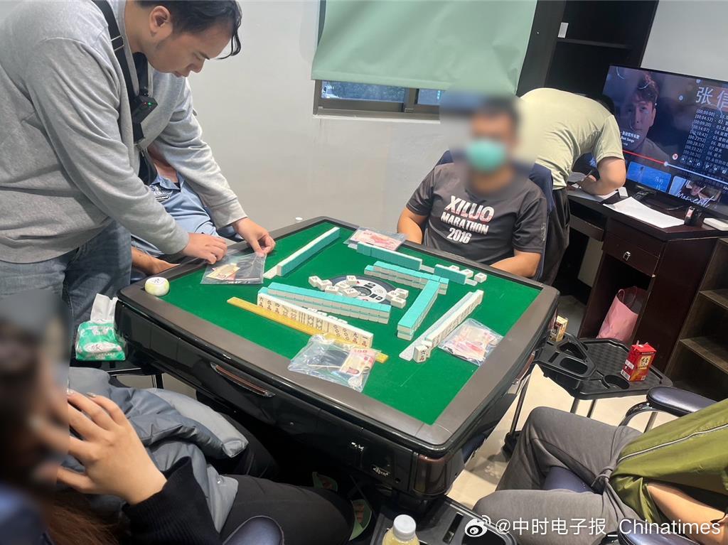 中新网:2024年新澳门王中王资料-男子肇事逃逸 自称公安局退休人员  第1张