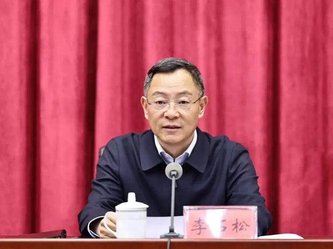 百家号:王中王最准一肖100免费公开-云南省副省长李石松被查  第3张
