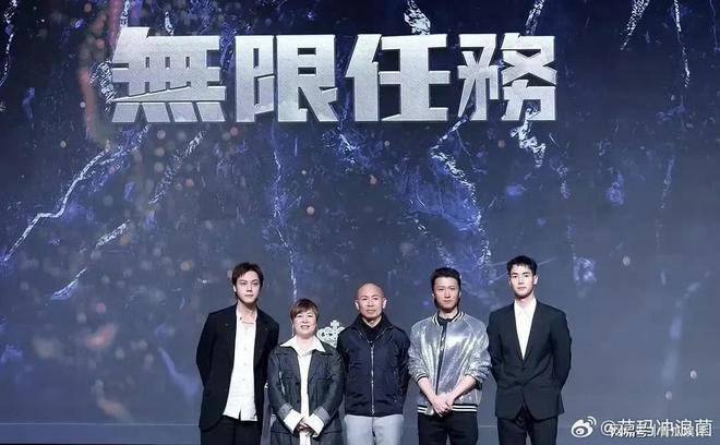 微博:新奥彩资料免费提供-谢霆锋新片《海关战线》今日上映  第1张