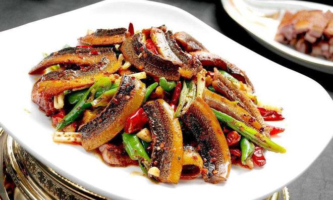 百家号:澳门一肖一码100%精准王中王-鳝鱼与什么食物相克  第2张